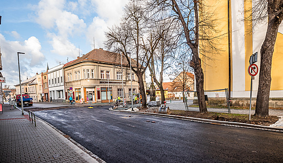 Práce na silnicích v Tebechovicích pod Orebem (2.12.2021).