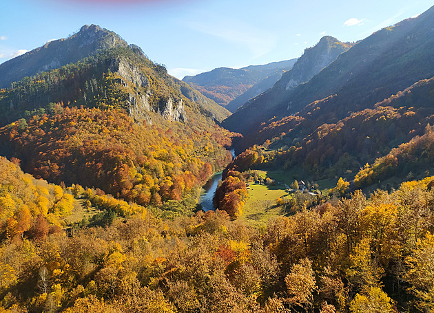 Čtenáři cestují: podzimní Černá Hora je nádherná, ale dovede i potrápit