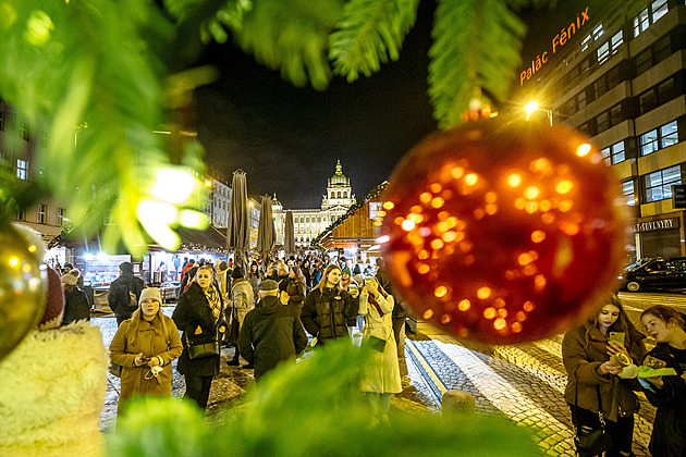 Vánoční trhy 2025 v Praze: Kdy a kam vyrazit za svařákem a vánoční atmosférou