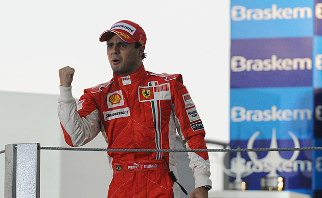 Bývalý pilot F1 Massa podal žalobu kvůli "ukradenému" titulu z roku 2008