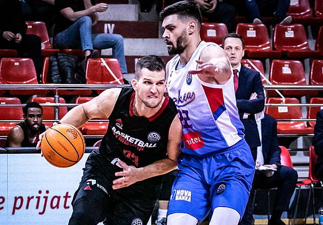 Šel do toho all in, ocenil smutnící Palyza odvahu soupeře Wallera