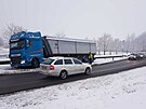Dopravu komplikuje nehoda kamionu na píjezdu od Písku do eských Budjovic....