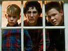Macaulay Culkin (vlevo) and Devin Ratray (vpravo) ve filmu Sám doma (1990)