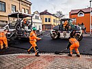 Práce na silnicích v Třebechovicích pod Orebem (2.12.2021).