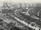Ndra Vyehrad v roce 1914. Vedle stanin budovy byl upraven park, kter...