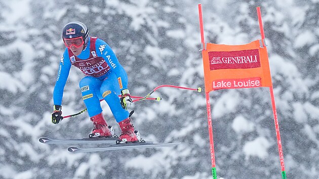 Sofia Goggiaov pi sjezdu v Lake Louise