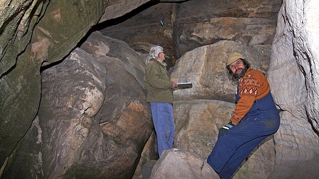 Mapování jeskyně Vidrholec