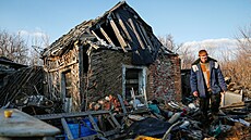 Následky ostelování v obci Horlivka nedaleko Doncku (24. listopadu 2021)