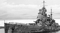 Bitevní lo HMS Prince of Wales dorazila 2. prosince 1941 do Singapuru.