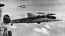 Japonské bombardéry G3M2 Nell