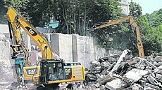 Stavební materiál se v esku podruhé vyuívá málo.