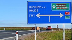 Od poloviny prosince bude mo�né najet vpravo na novou D35. Zatím �idi�i mí�í...
