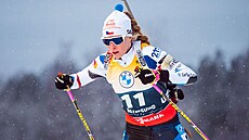 Markéta Davidová na trati sprintu ve �védském Östersundu.