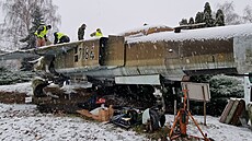 Ped pevozem z Prahy do Kunovic bylo nutné stíhaku MiG-23 MF ásten...