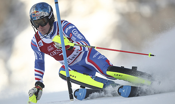 Clément Noël na trati slalomu ve Val d´Isere