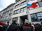 Paraleln� l�ka�sk� komora uspo��dala v pra�sk�ch Vyso�anech protestn� akci...
