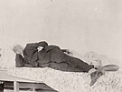 Edison byl známý tím, e spánek prohlaovat za marnní asu. Na fotografii z...