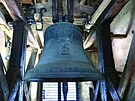 Nejvtím zvonem v kostelních vích je Vavinec.