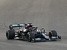 Lewis Hamilton na trati Velké ceny Abú Zabí
