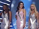 Miss Curacao Shariengela Cijntje, eská Miss Universe Karolína Kokeová a Miss...
