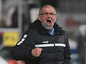 Jabloneck� tren�r Petr Rada v utk�n� s Teplicemi.