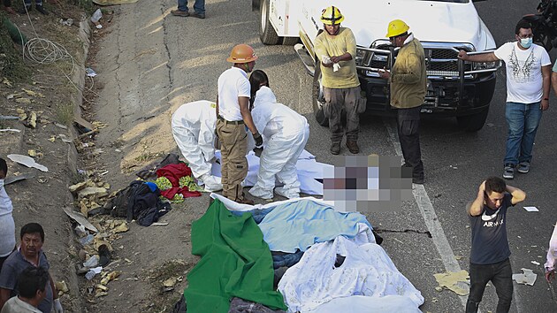 Pi dopravn nehod v Mexiku zemelo nejmn 53 migrant vtinou z Guatemaly. (9. prosince 2021)