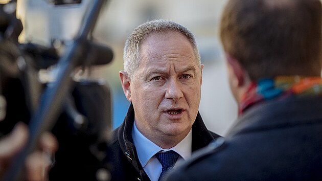 Prezident Milo� Zeman dnes na z�mku v L�nech jmenuje �leny nov� vl�dy premi�ra Petra Fialy (ODS).  Na sn�mku nov� ministr �kolstv� � Petr Gazd�k (STAN). (17. prosince 2021)