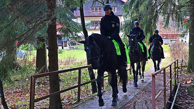 Jzdn policie funguje v Libereckm kraji od zatku letonho ledna, prvn kon se ale na kolnm statku ve Frdlant usdlili a na zatku listopadu.