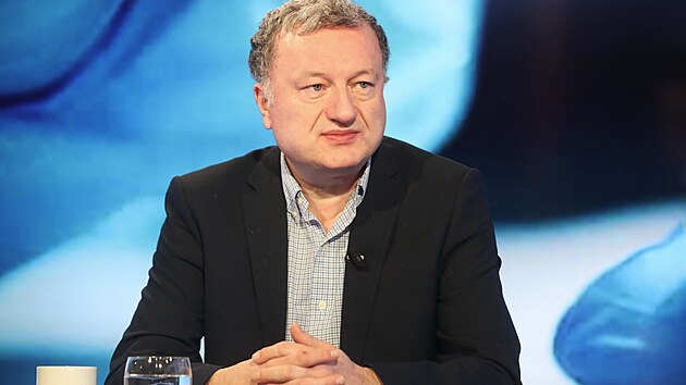 Hostem Rozst�elu je biochemik Jan Konvalinka.