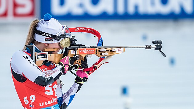 esk biatlonistka Eva Puskarkov ve sprintu Svtovho pohru v Le Grand-Bornand.