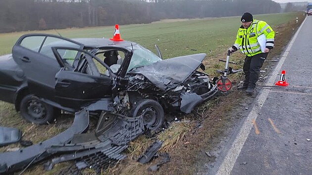 Srážka čtyř vozidel mezi Horšovským Týnem a Domažlicemi si vyžádala sedm zraněných.