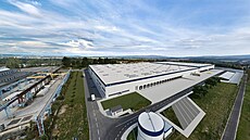 Hala, ve které v Chebu bude sídlit firma Autodoc.