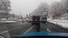 9. prosince se na k�i�ovatce ulic Turistická a Pod Stadiony stala dopravní...