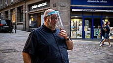 Star�í ple�atí mu�i, kte�í trpí obezitou vysokým tlakem, cukrovkou, a je�t�...