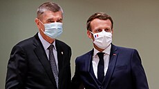 eský premiér Andrej Babi po boku francouzského prezidenta Emmanuela Macrona....