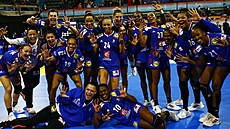 Francouzské házenkáky se radují z postupu do finále MS, kam je poslala výhra...