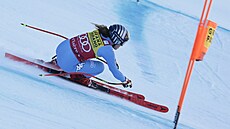 Italská ly�a�ka Sofia Goggiaová ve sjezdu ve Val d'Isere