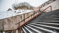 Bourání vesportovního stadionu v hradeckých Malovicích se blíí ke konci (30....