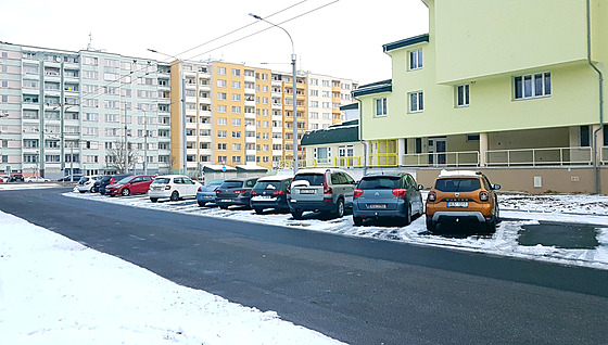 Na okraji sídlit Máj v eských Budjovicích pibylo 84 parkovacích míst.