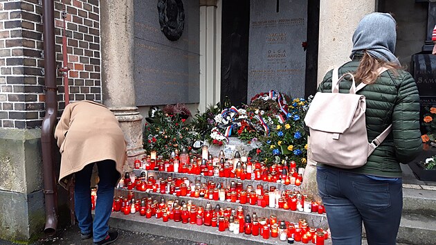 Uctní památky prezidenta Václava Havla na Vinohradském hbitov