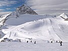 Ledovcový areál tady nahoe patí k tomu nejlepímu, co tyrolské Alpy nabízejí....