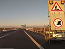 Cestou po nov oteven dlnici D11 z Hradce Krlov na Jarom (17. 12. 2021)
