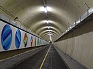 Komunikaní tunel vede ke kavern turbín a ke kavern transformátor