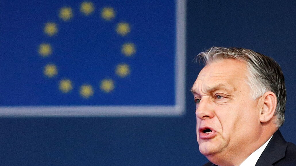 Maarský premiér Viktor Orbán na summitu Evropské unie v belgickém Bruselu (15....
