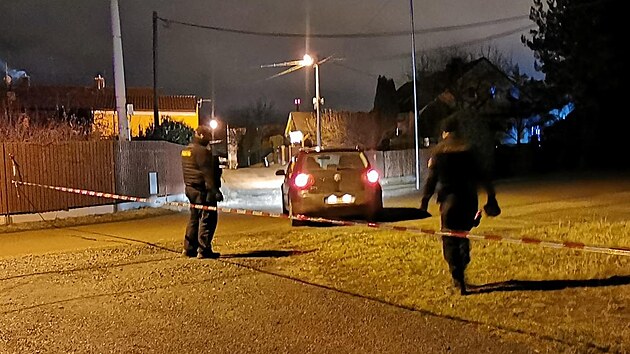 Na ubytovně v Třemošné na Plzeňsku se pohádali dva cizinci, jeden muž na místě zemřel. (24. prosince 2021)