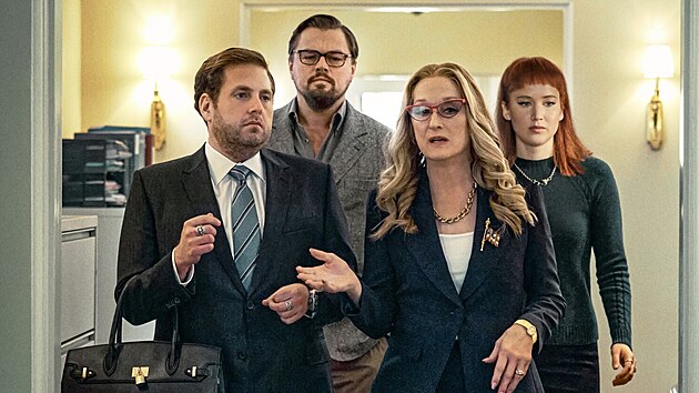 Jonah Hill, Leonardo DiCaprio, Meryl Streepov a Jennifer Lawrencov ve filmu K zemi hle! (2021)