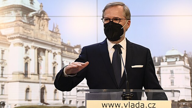 Premir Petr Fiala na tiskov konferenci po prvnm dnm zasedn vldy (22. prosince 2021)
