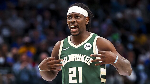 Jrue Holiday z Milwaukee Bucks prov zpas.