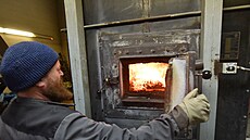 Obecní výtopna v Host�tín� dodává teplo do naprosté v�t�iny tamních dom�...