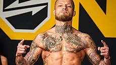 Radek Roušal měl zápasit na turnaji Oktagonu 30. Kvůli nevhodnému tetování s...